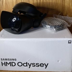 NWT Samsung HMD Odyssey Gaming Headset Console VR